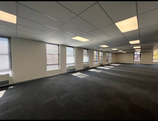 2,000M² OFFICE TO LET IN ROSEBANK